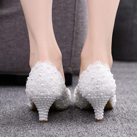 Crystal Queen Bridal White Lace Pearl Kitten Heels Wedding Pumps Size 40 8.5 US - Picture 6 of 15